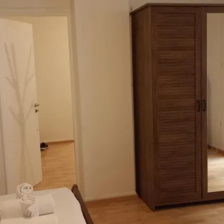 Amerikis Street 1 Bedroom Apartment-2